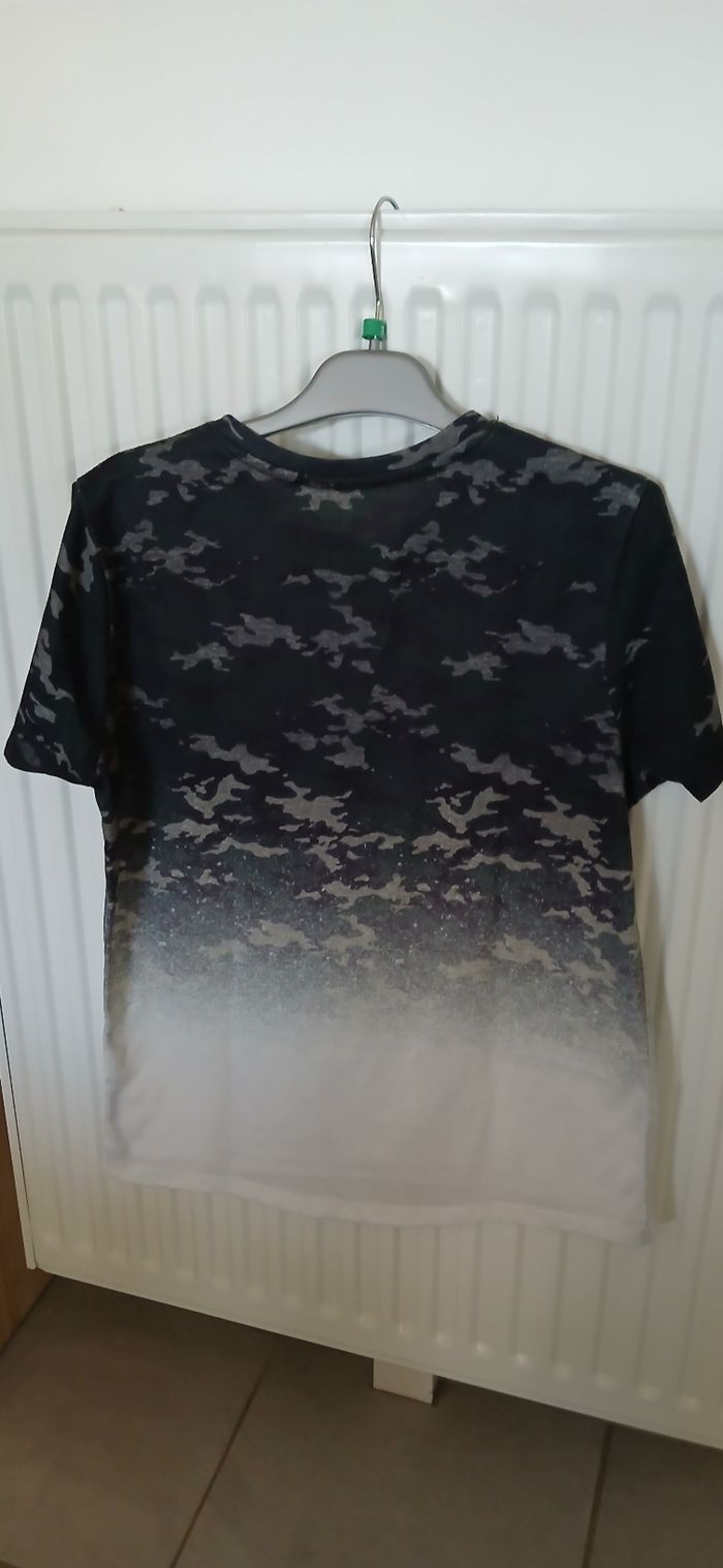 Tee-shirt garçon manches courtes, Taille 10 ans marque Primark - photo numéro 3
