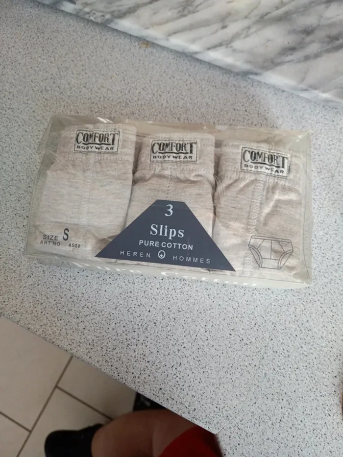 Lot de 3 slips en coton pur confort très classique coloris gris taille s