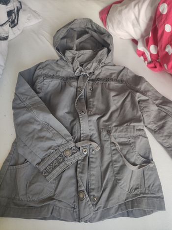 Veste légère taille 5 ans