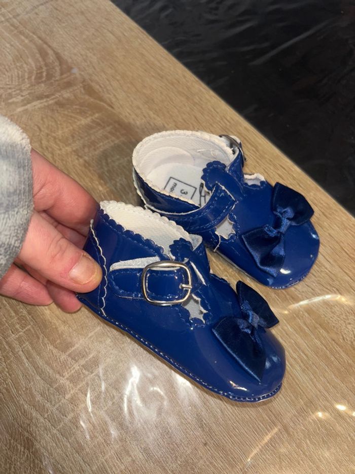 Chaussure bébé - photo numéro 4