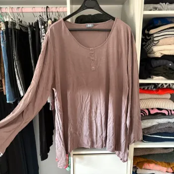 Pull Bleu Bonheur • marron • 52 🌼