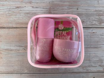 Coffret brume  + crème  pour le corps