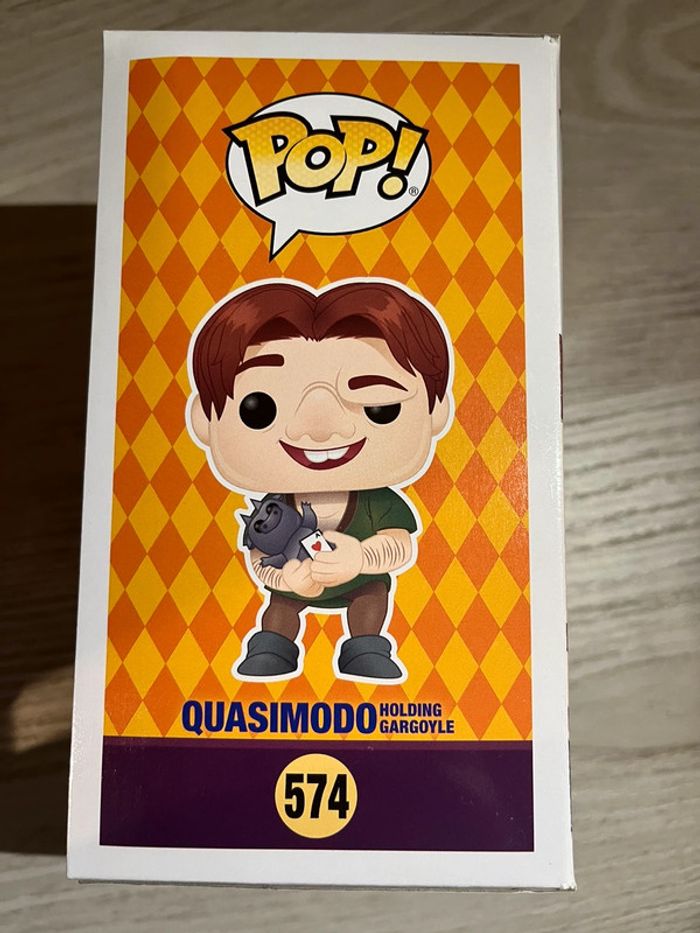 Funko Pop Quasimodo holding gargoyle - The Hunchback of Notre Dame - photo numéro 4