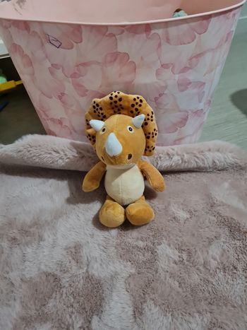 Peluche rhinocéros très bon etat