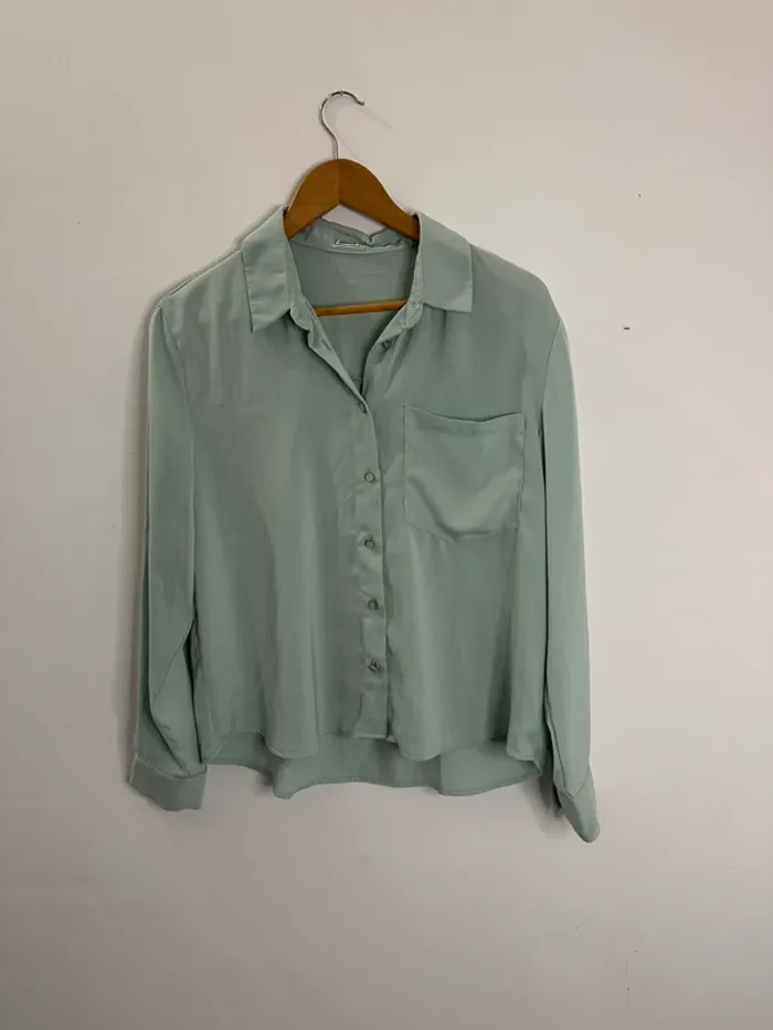 Blouse Taille 38/40 peu portée - photo numéro 2