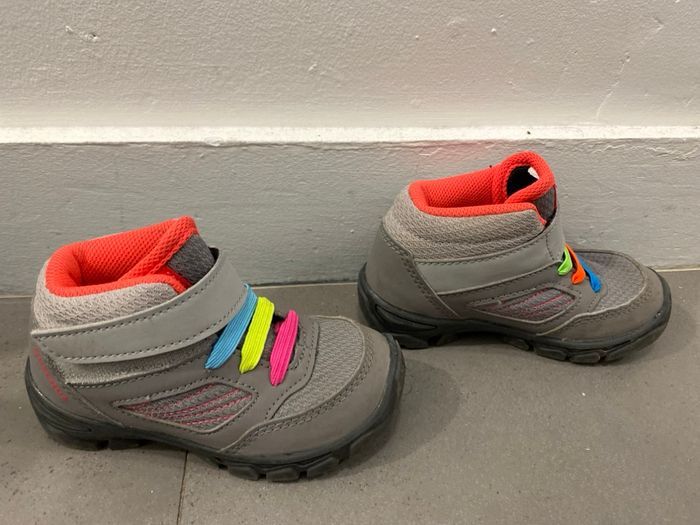Bottines Rose/Gris Decathlon Taille 22/23 - photo numéro 2