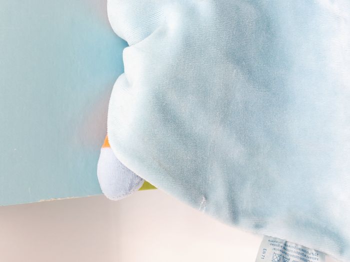 KING BEAR doudou plat chien bleu orange jaune Kingbear neuf avec défaut - photo numéro 3