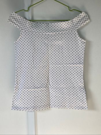 Tee-shirt blanc à pois noir