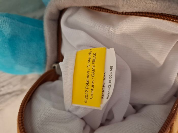 Peluche sac à dos Pokémon Carapuce - photo numéro 4