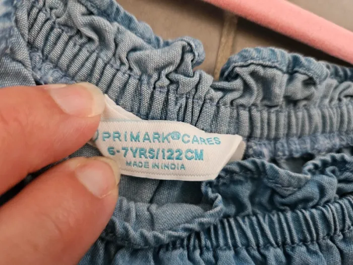 Robe fille Primark, taille 6-7 ans(122cm), Excellent État, très peu portée - photo numéro 3