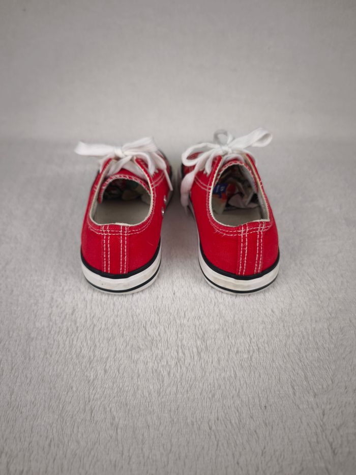 Sneakers rouge et blanche mixte pointure 31 - photo numéro 5