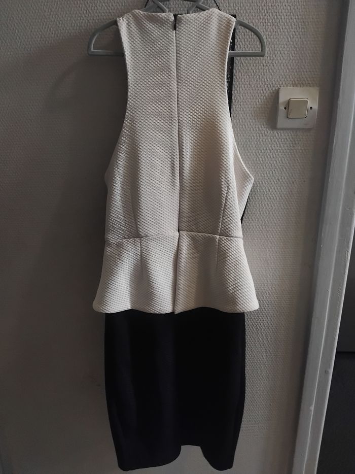 Robes - photo numéro 2