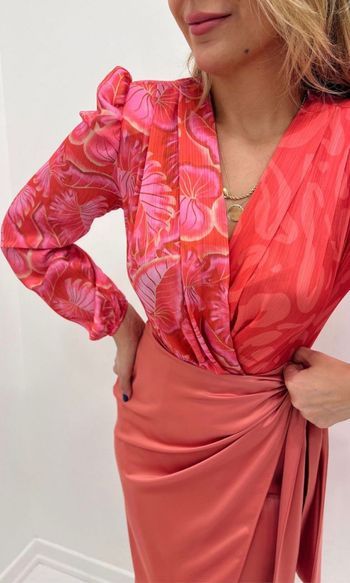 Blouse Body à motifs croisé Taille 38 neuf avec étiquette