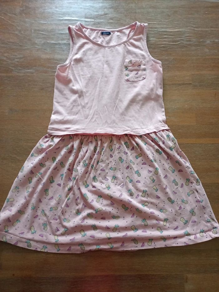 Robe.