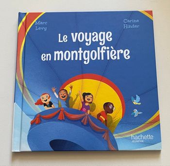 Le voyage en montgolfière Hachette Jeunesse