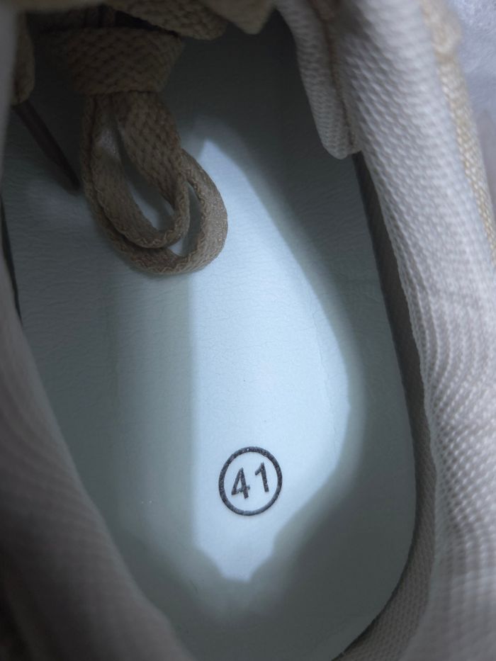 Baskets en toile Camel et Beige - Style Rétro - Neuves - Taille 41 - photo numéro 4