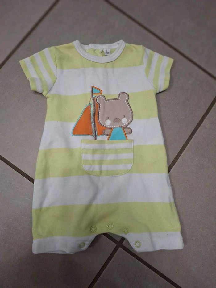 Combishort Bébé 1mois neuf
