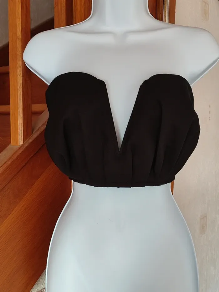 Top court noir sans manches Pretty little things