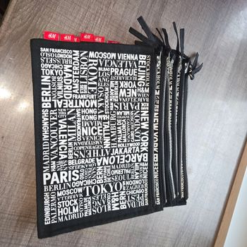 6 trousses de toilette pour voyage H&M neuve