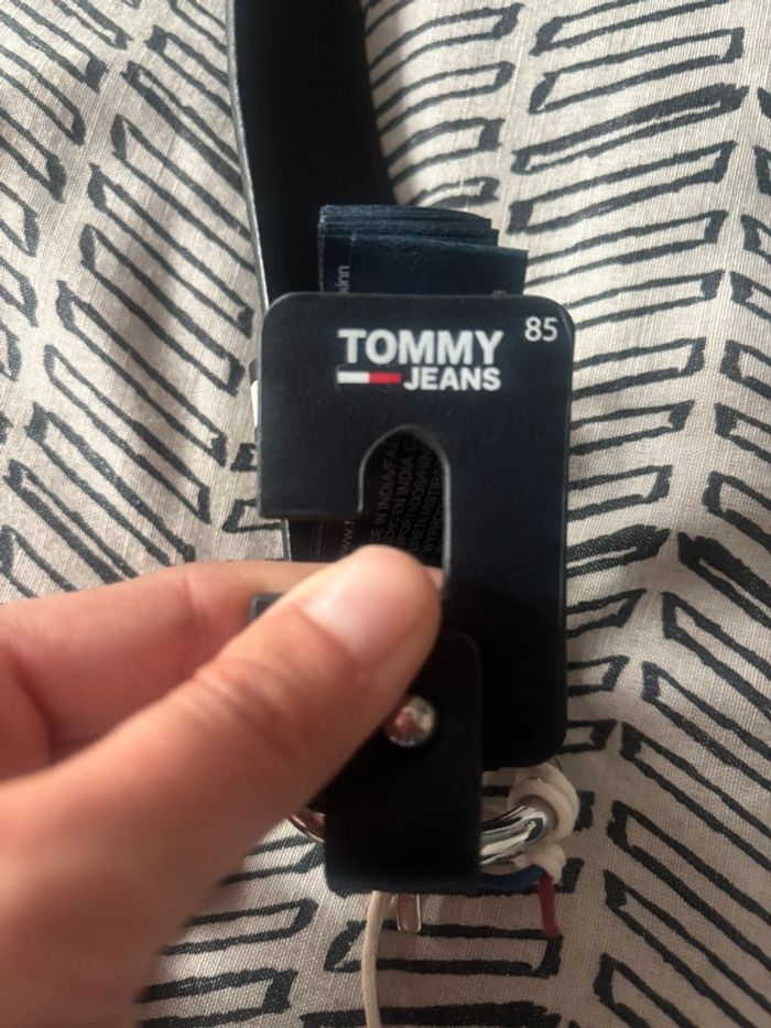 Ceinture femme Tommy jeans 85cm neuf avec étiquette - photo numéro 4