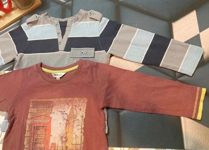 2 tshirts manches longues - 3 ans