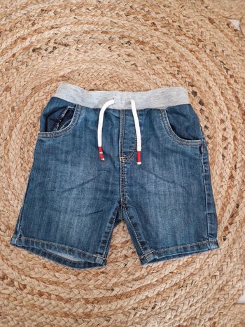 Short en jeans bleu taille élastique grise Okaïdi 🦊3 ans🦊