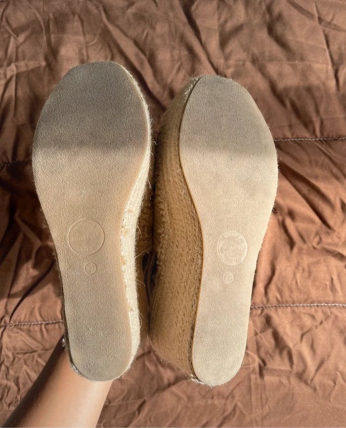 Sandales compensées beige tressées - photo numéro 9