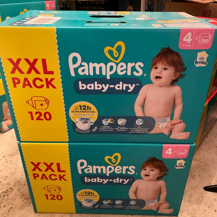 2 cartons de couche Pampers baby dry taille 4