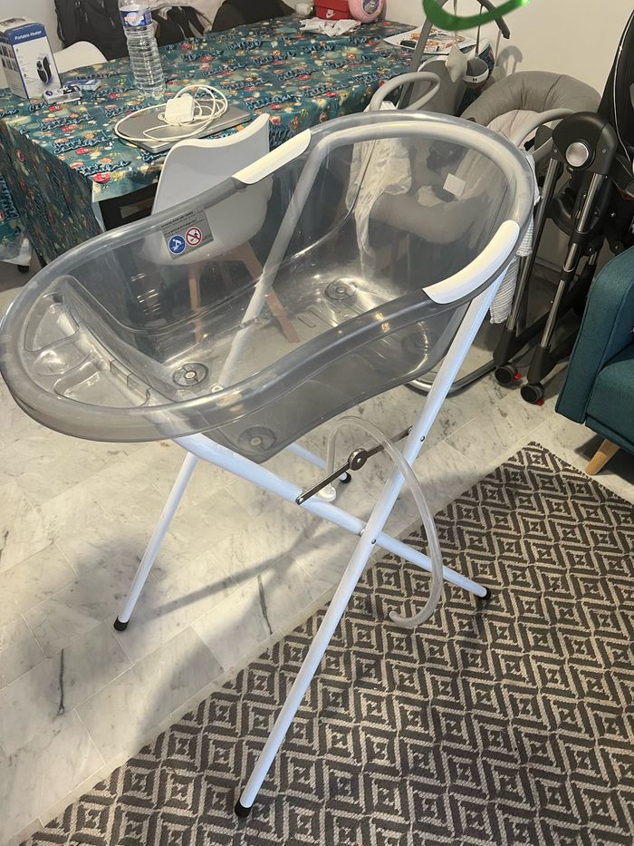 Baignoire sur pied pour bébé - photo numéro 3