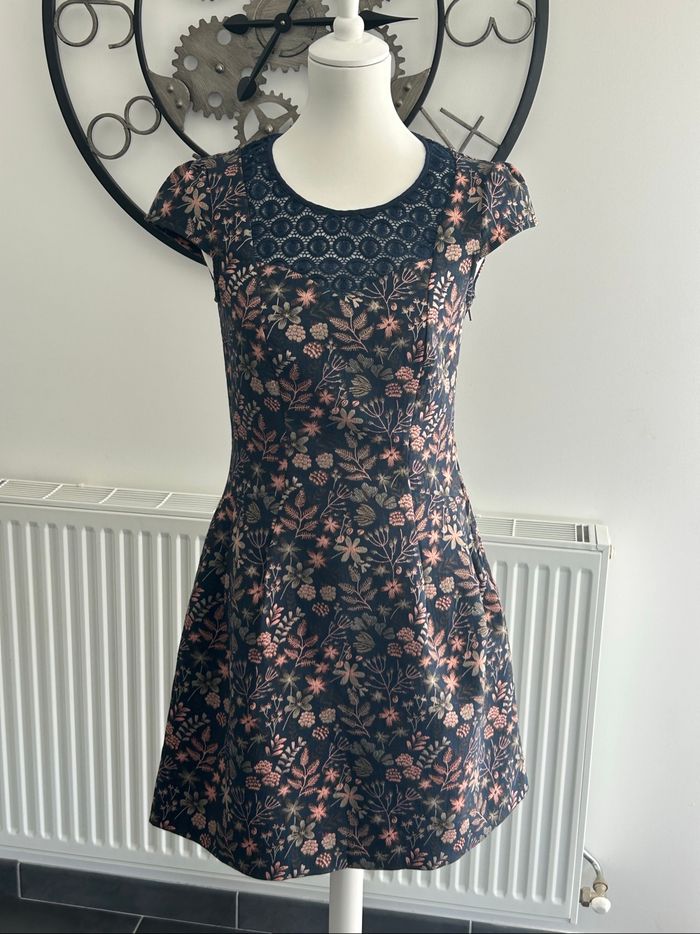 Robe Naf Naf taille 36