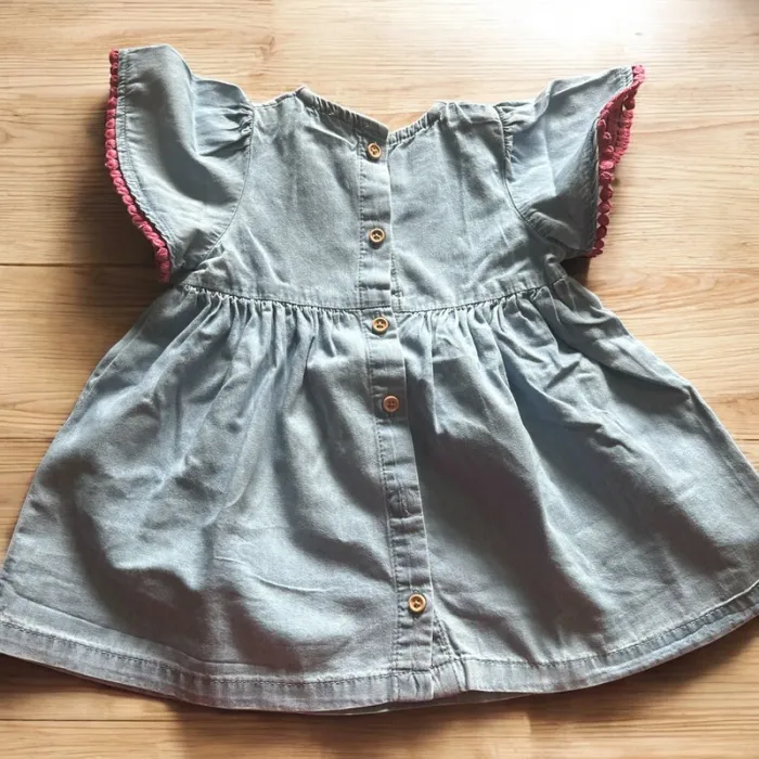 Robe du pareil au même - photo numéro 2