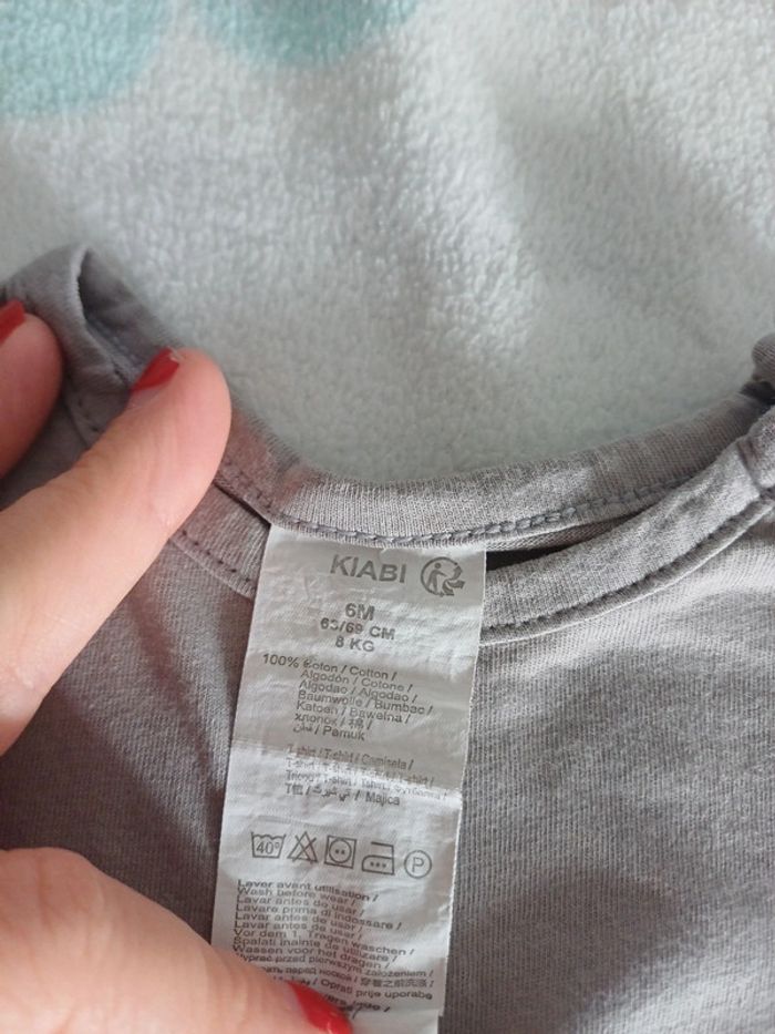 T-shirt gris 6 mois - photo numéro 2