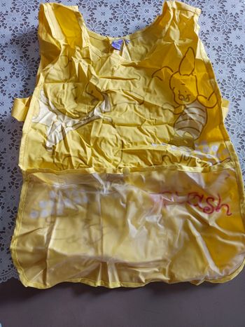 Tablier Winnie l'Ourson avec poche