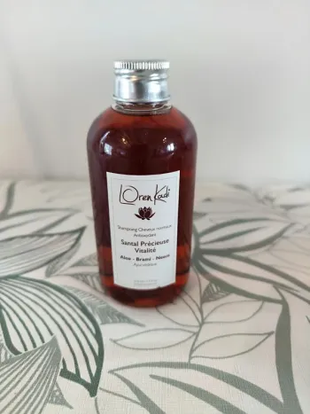 LorenKadi Shampoing Cheveux normaux santal précieuse vitalité 210mL