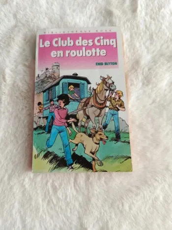 Livre : club des 5 en roulotte