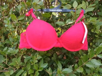 Soutien gorge rouge
