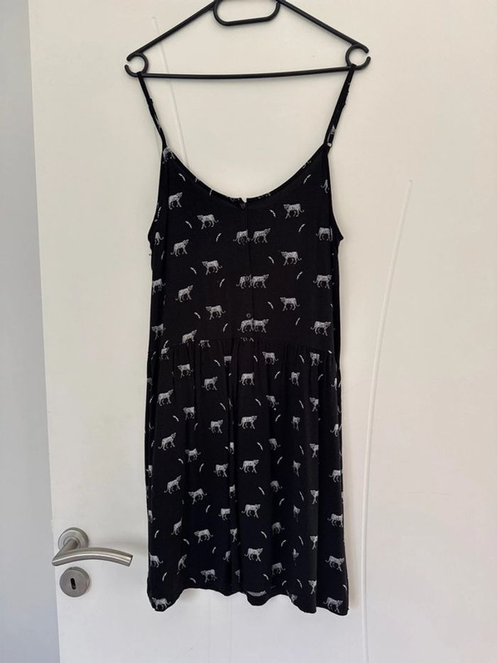 Petite robe noir motif