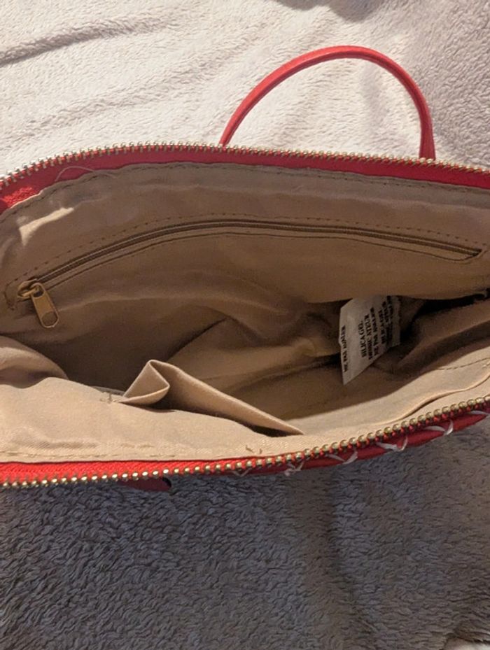 Sac bandoulière rouge neuf - photo numéro 4