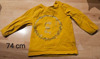 Tee-shirt jaune manches longues. 12 mois.
