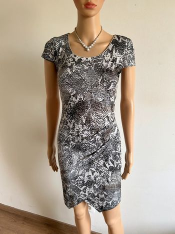 Robe imprimée à manches courtes Morgan taille XS comme neuve