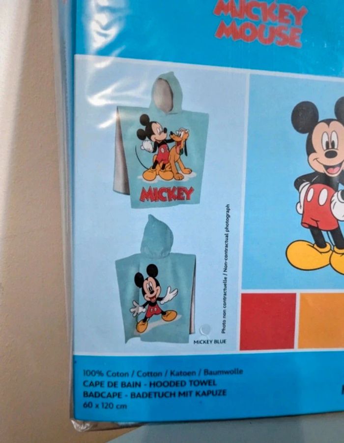 Cape et/ou serviette de bain Mickey Mouse Disney - photo numéro 2
