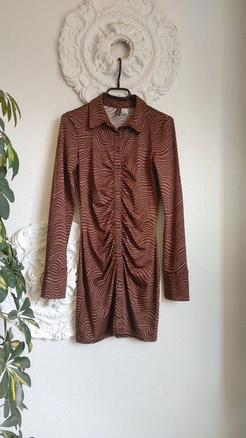 Mini robe moulante manches longues couleur marron taille s