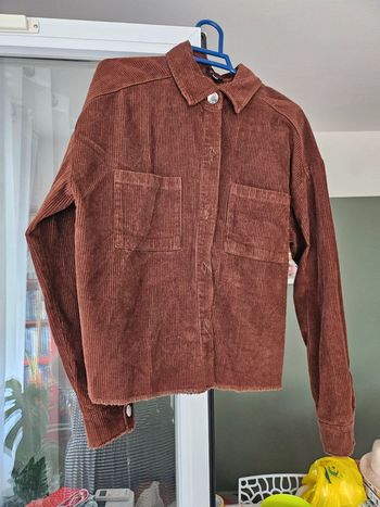 Belle chemise en velours côtelée
