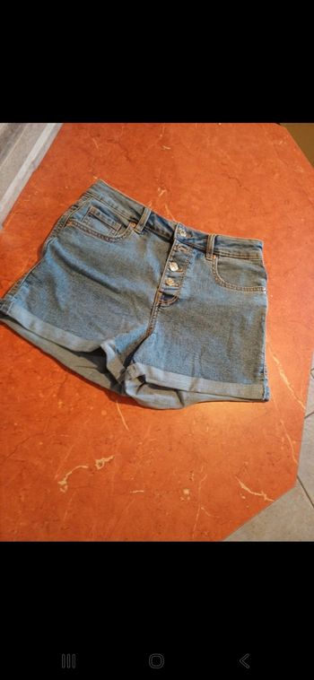 Short femme taille S