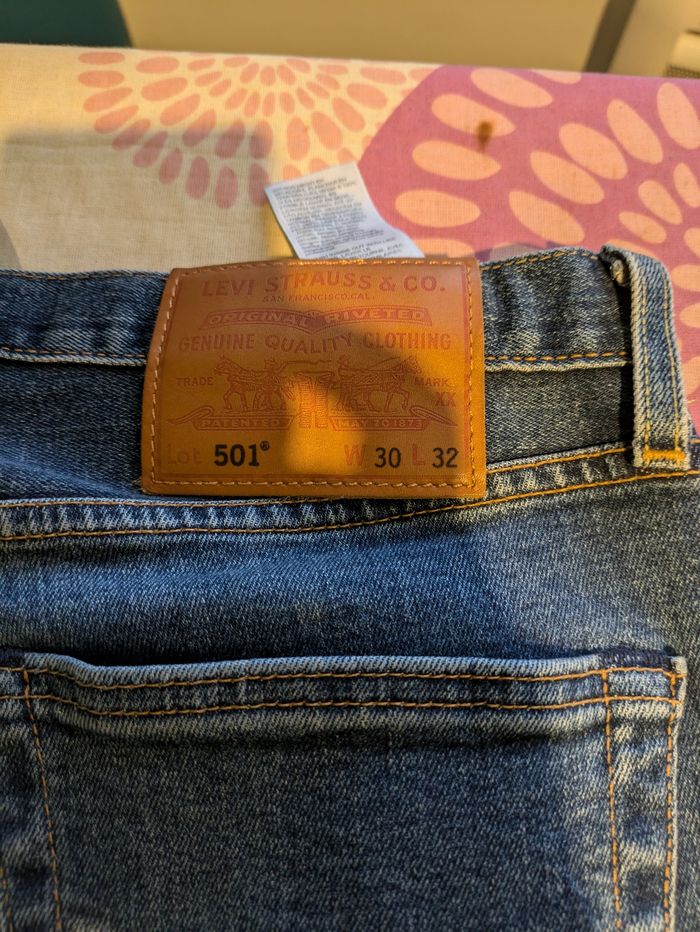 Jeans levis - photo numéro 1