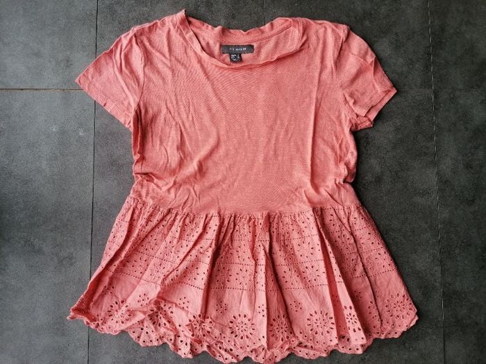 T-shirt évasé en bas rose corail