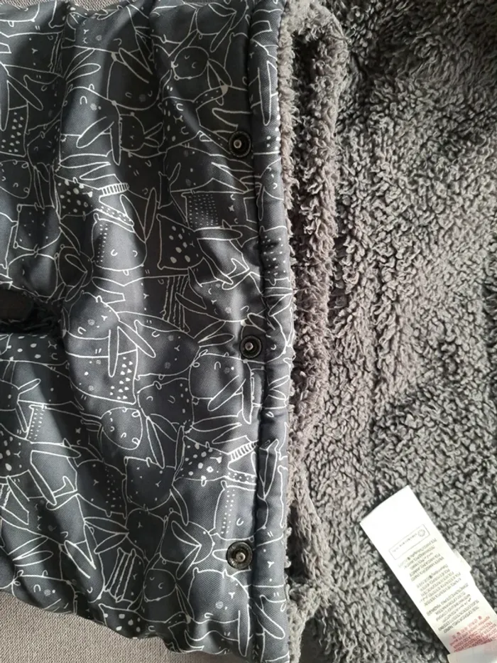 Manteaux et pantalon doublé - photo numéro 3