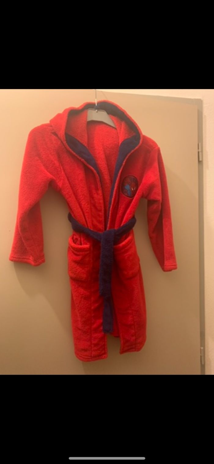 Peignoir spider man en polaire enfant taille 122cm a128 cm