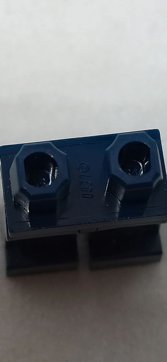 Figurine homme conducteur de chasse neige habits bleu et noir lego - photo numéro 8