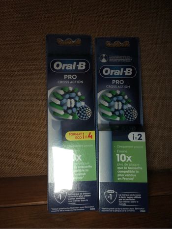 Brossette oral-B pro CROS S ACTION 12 €